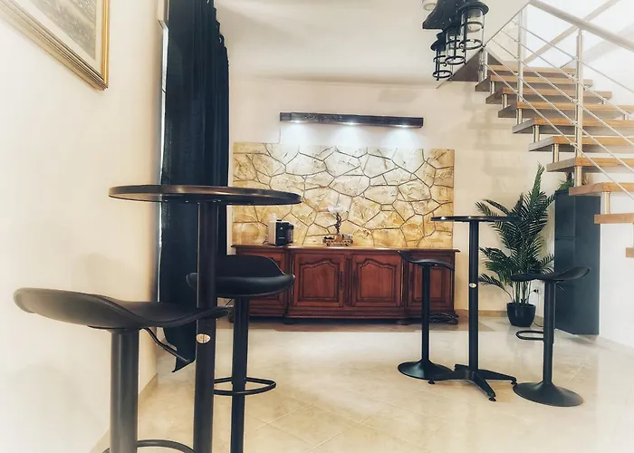 Menhir Pensión Olmedo