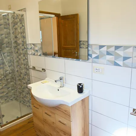 Guest house Menhir *