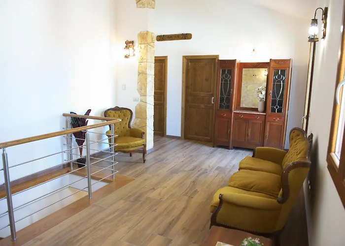 Konukevi Menhir Olmedo